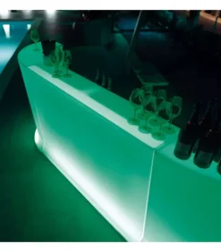 Hot LYXO MARVY, COMPONI IL BANCONE |